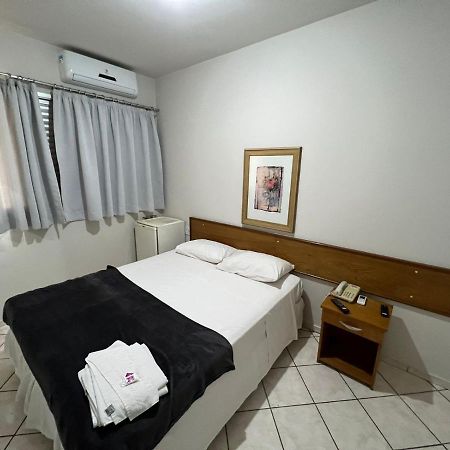 Santa Rosa Hotel Assis Extérieur photo