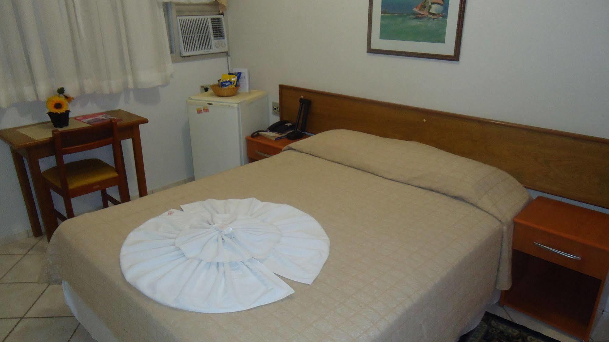 Santa Rosa Hotel Assis Extérieur photo